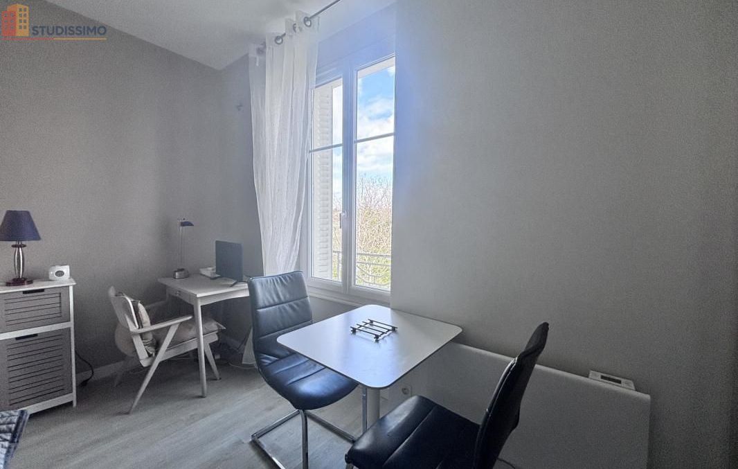 Studio 18m² Châtel-Guyon - Meublé, dernier étage - Photo 1