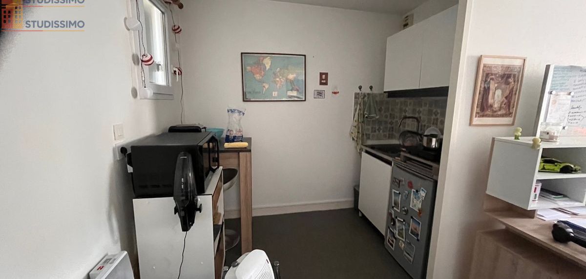 Studio 26m² Clermont-Ferrand centre - Traversant, balcon - Photo 2