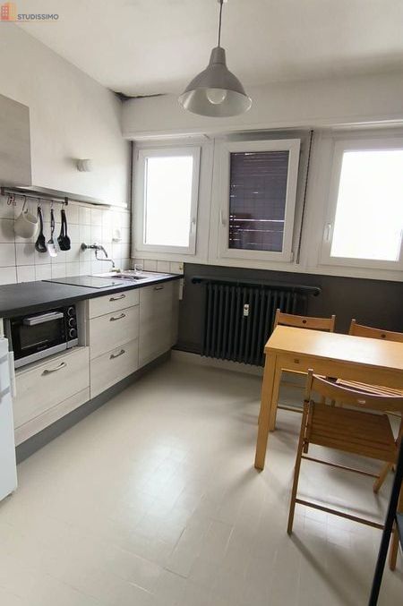 Studio meublé 29m² Strasbourg centre - Étage élevé, lumineux - Photo 4