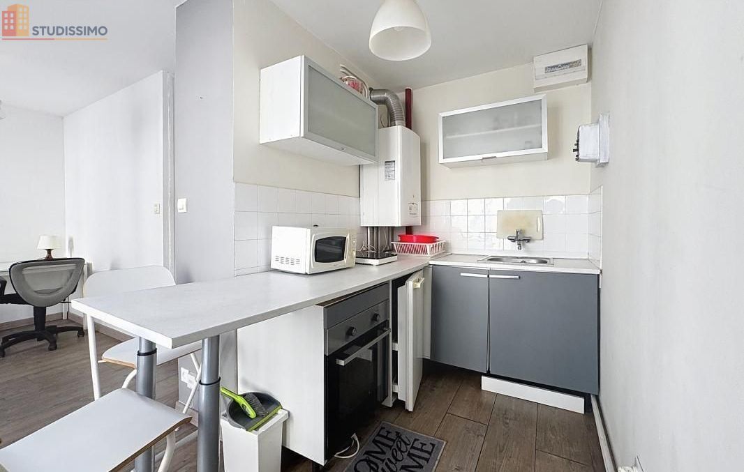 Studio meublé 19m² Clermont-Ferrand 63000 - Meublé, 1er étage - Photo 2