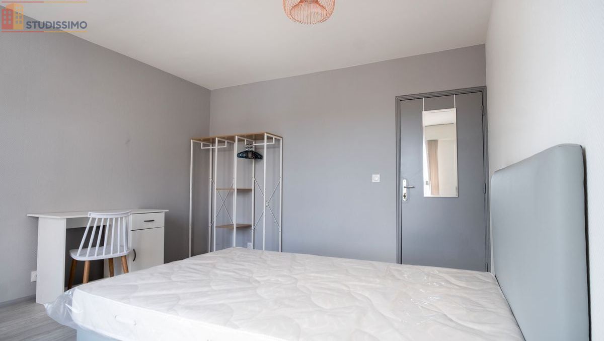 Studio meublé 16m² Mulhouse centre - Terrasse, proche tram - Photo 8
