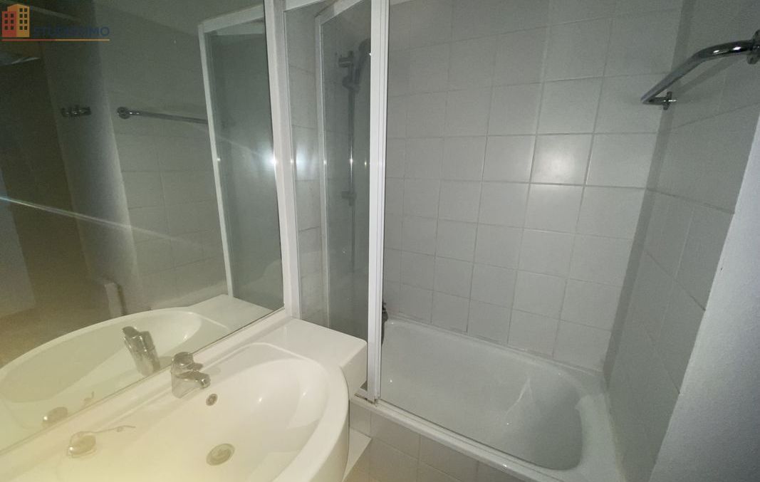 Studio meublé 20m² Mulhouse 68200 - Lumineux, étage élevé - Photo 2