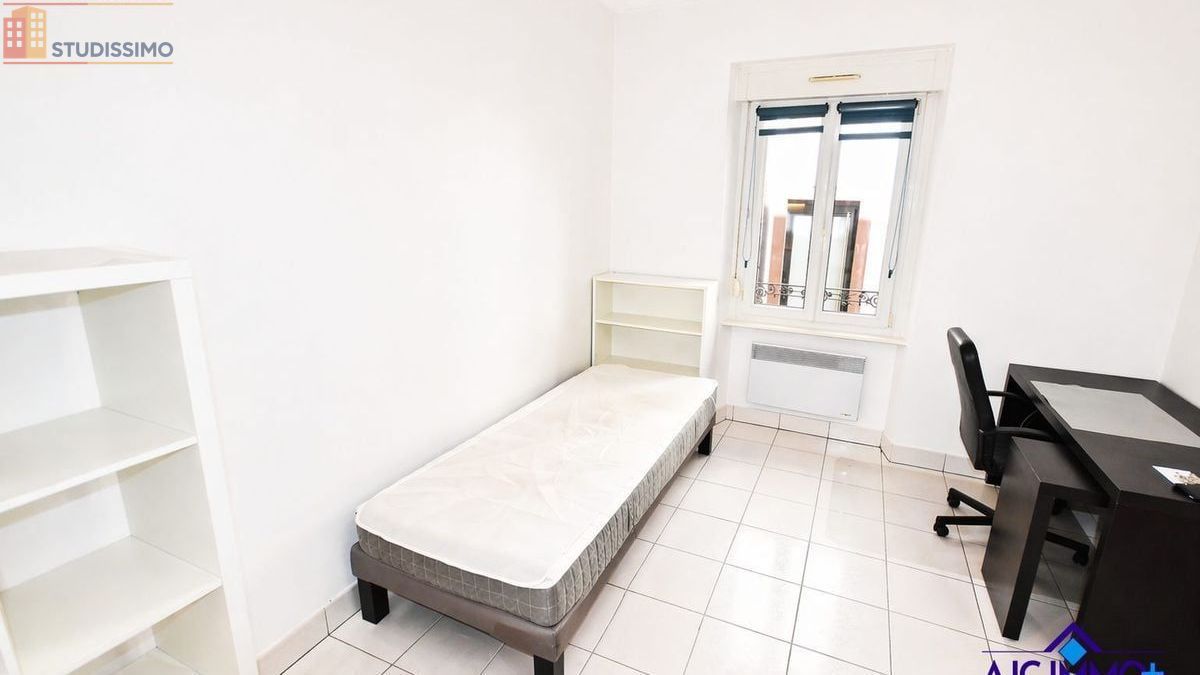 Studio meublé 25m² Strasbourg centre - Lumineux - Photo 3