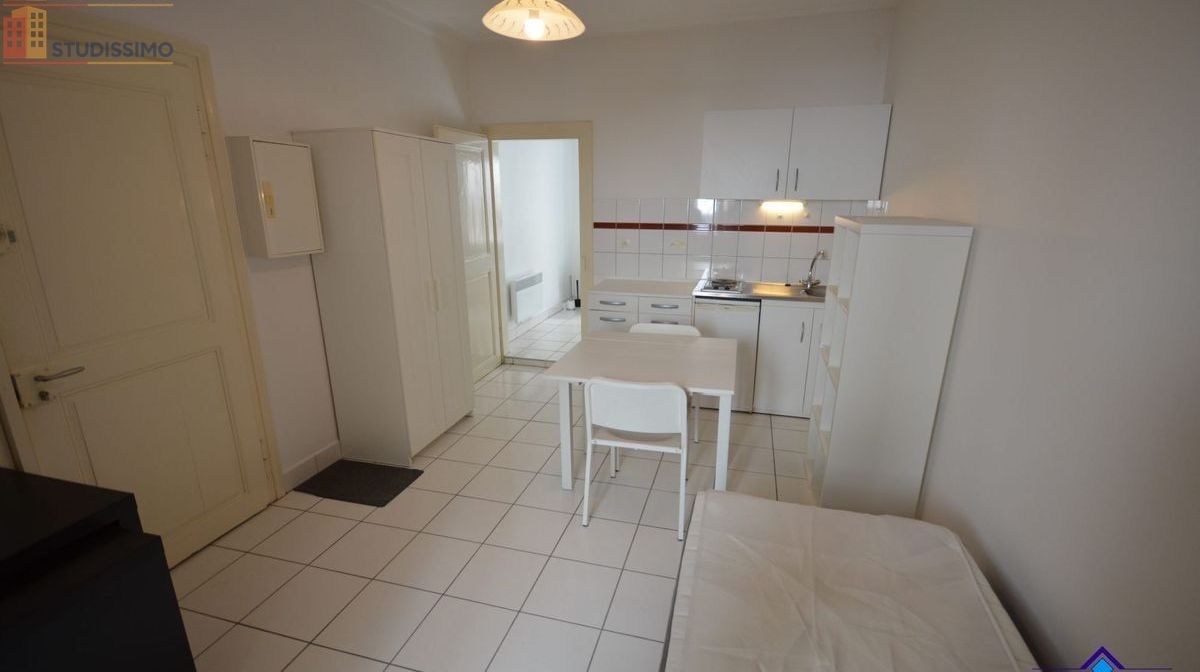 Studio meublé 25m² Strasbourg centre - Lumineux - Photo 1