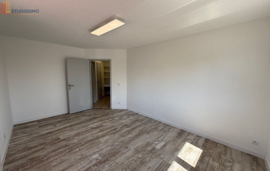 Studio 30m² Folgensbourg - Étage 1/2, DPE E - Photo 5