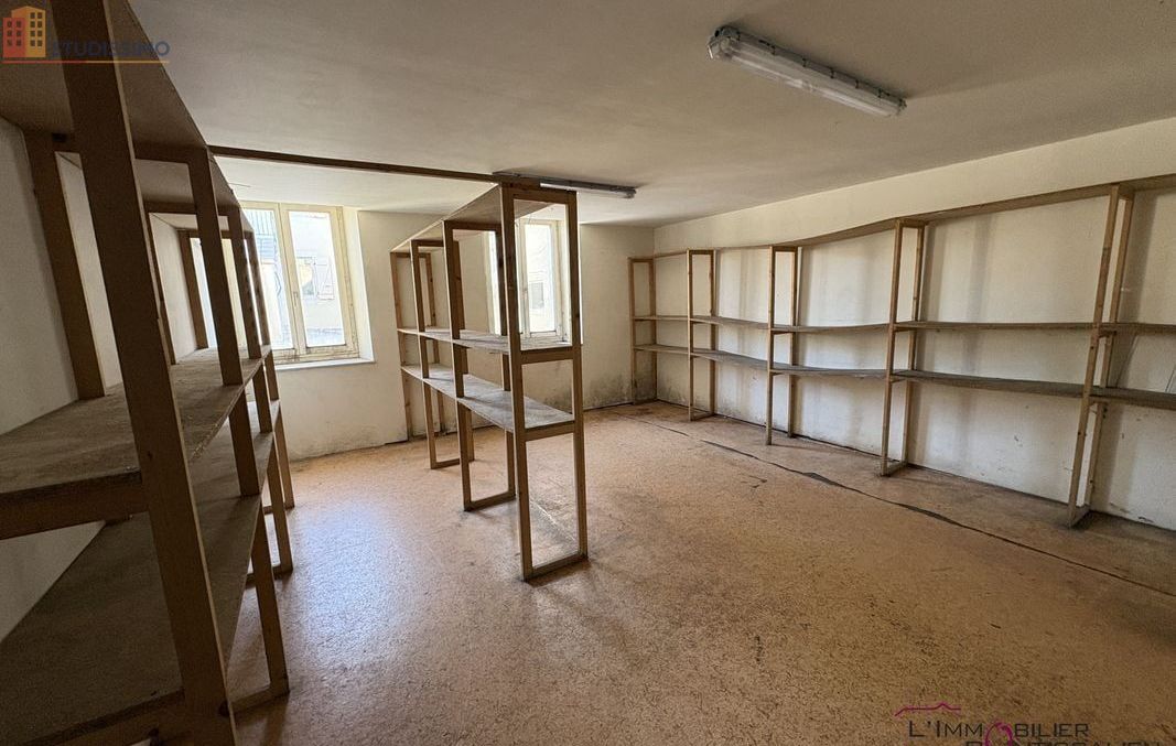 Studio 32m² Pontarlier - - Photo 3
