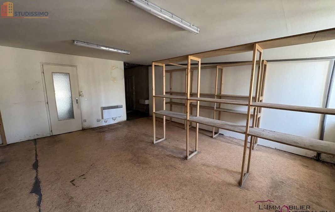 Studio 32m² Pontarlier - - Photo 1