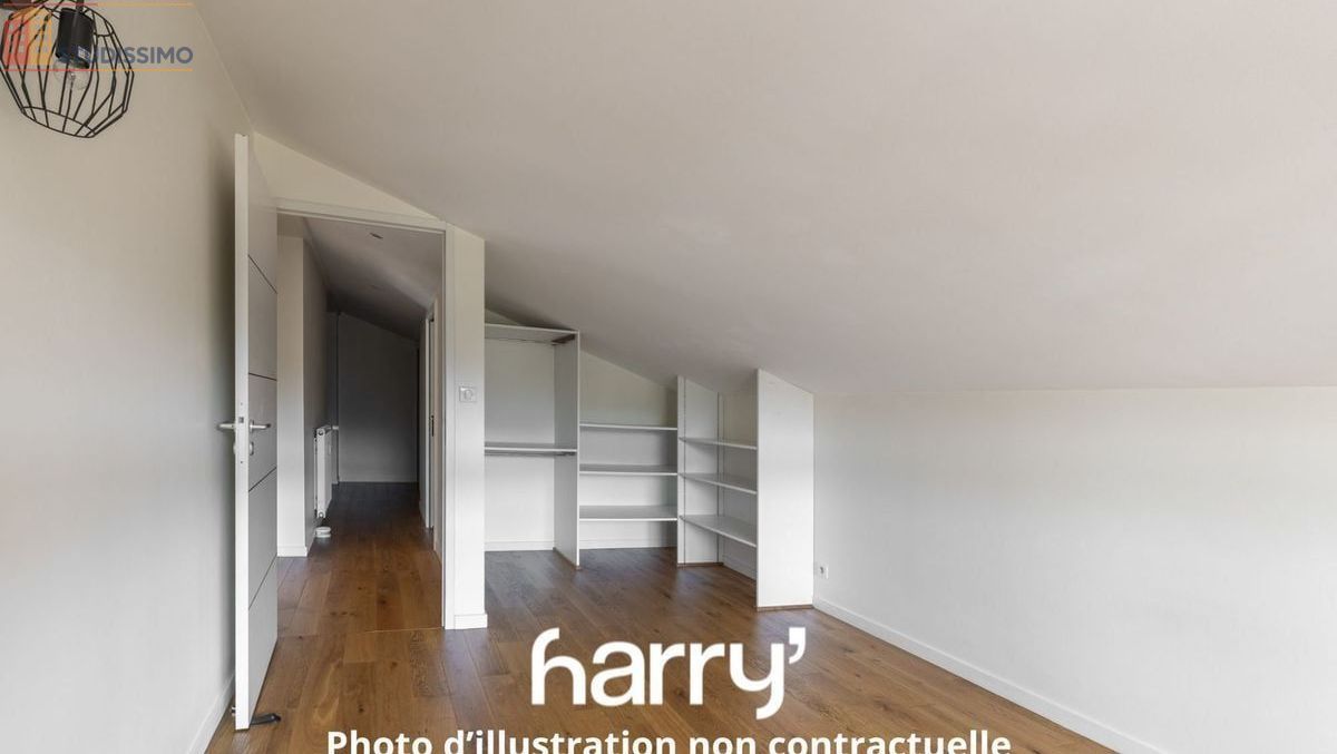 Studio 85m² Frasne - étage 2/3, atypique - Photo 2
