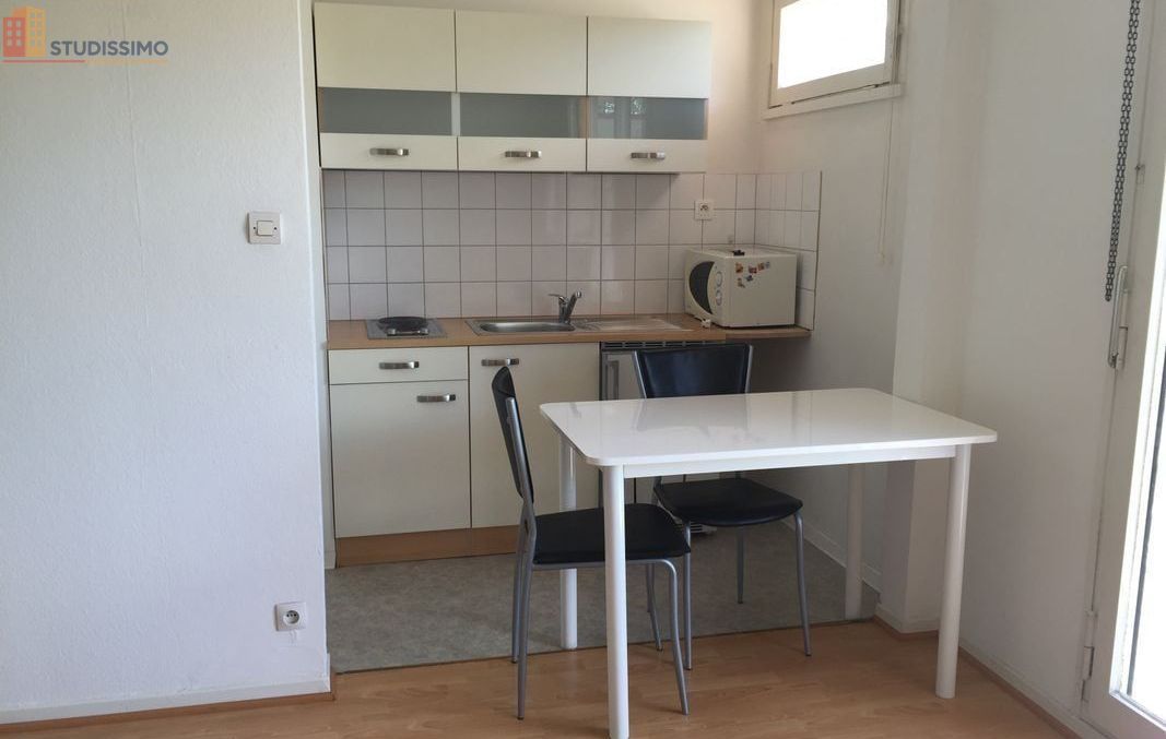 Studio 25m² Saint-Louis 68300 - Meublé, étage élevé - Photo 1