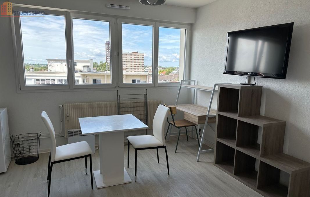 Studio meublé 24m² Mulhouse centre - Calme, lumineux - Photo 2
