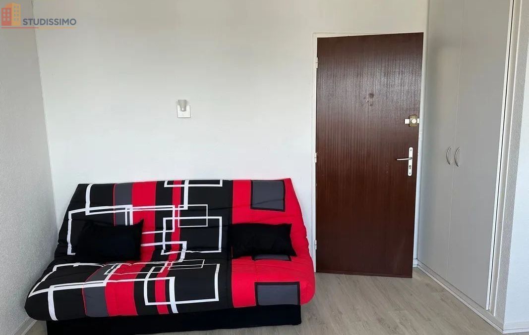 Studio meublé 24m² Mulhouse centre - Calme, lumineux - Photo 1