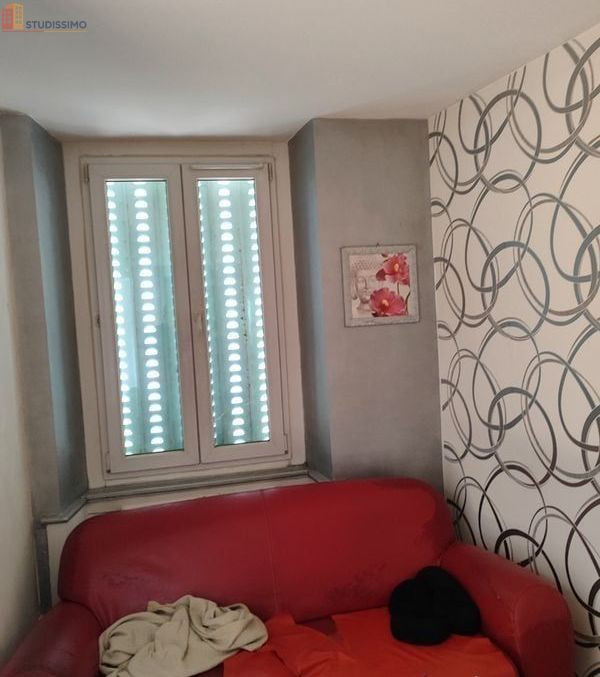 Studio 40m² Montbéliard - (aucune caractéristique) - Photo 1