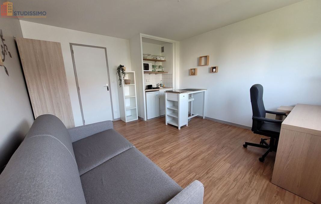 Studio 20m² Besançon - Meublé, garage et cave sécurisés - Photo 2