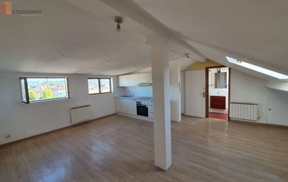 Studio 45m² Mulhouse 68200 - Photo 8