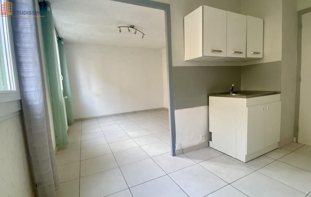 Studio 27m² Romans-sur-Isère - 1er étage, DPE E - Photo 4