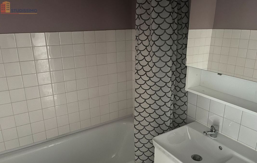 Studio 28m² Thiers - Rénové, rue Gambetta - Photo 2