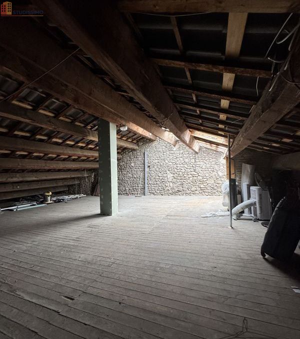 Studio 40m² Nyons - Loft/atelier, lumineux - Photo 4