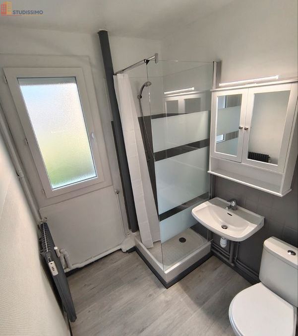 Studio meublé 25m² Clermont-Ferrand 63100 - Meublé, DPE D - Photo 3