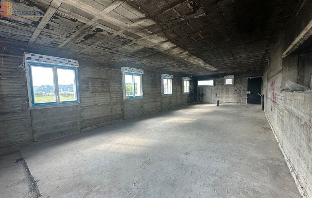 Studio 78m² Montélimar - spacieux, lumineux - Photo 3