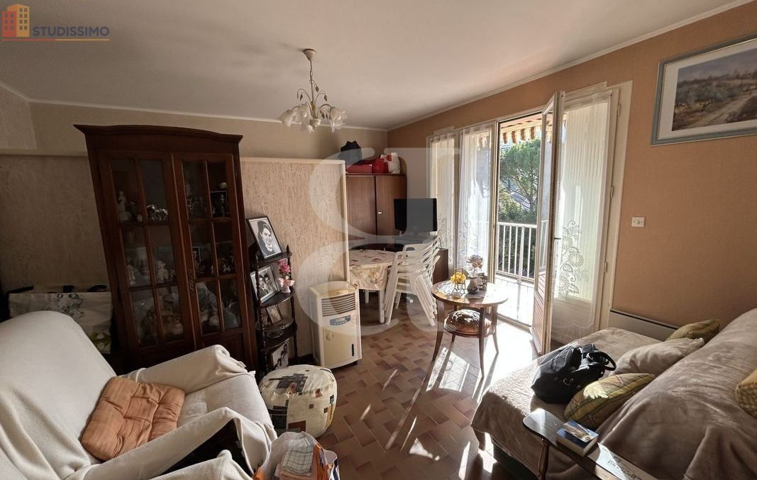 Studio 42m² Nyons - (aucune caractéristique) - Photo 5