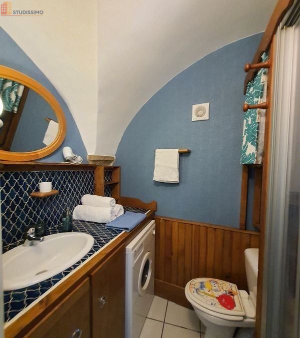 Studio meublé 32m² Vic-le-Comte - Centre village, lumineux - Photo 2