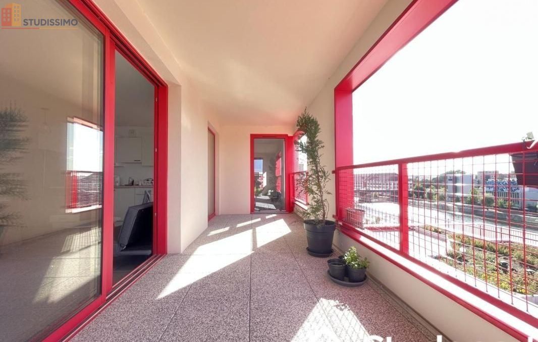 Studio meublé 12m² Strasbourg centre - Étage élevé, lumineux - Photo 2