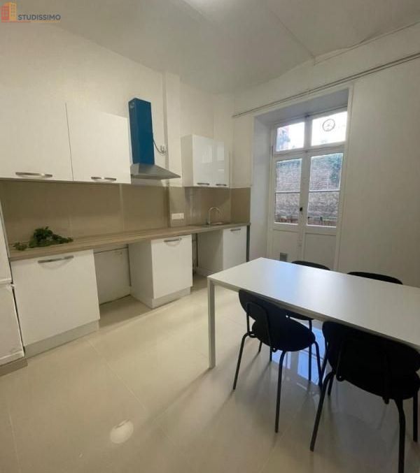 Studio meublé 14m² Strasbourg centre - Calme, lumineux - Photo 3