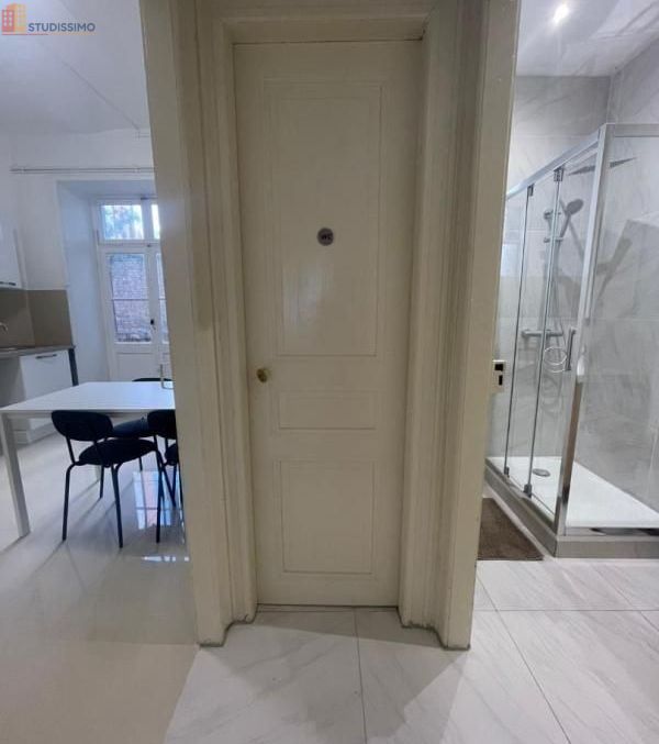 Studio meublé 14m² Strasbourg centre - Calme, lumineux - Photo 2