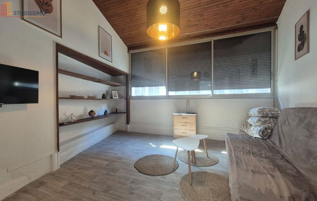 Studio à Thiers