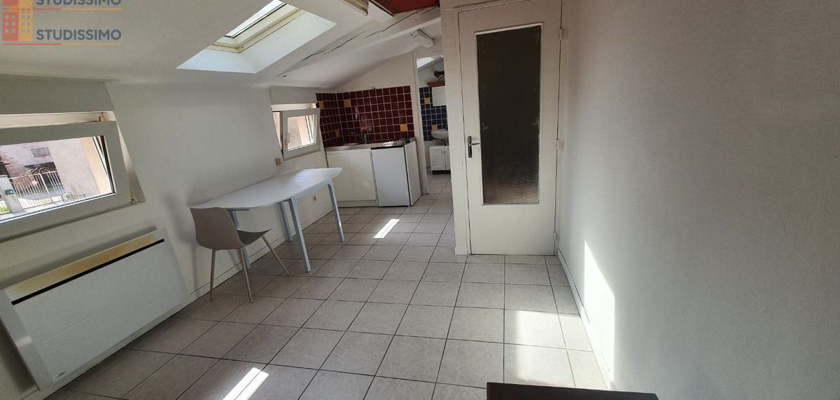 Studio meublé 25m² Ensisheim - Meublé, 1er étage - Photo 2