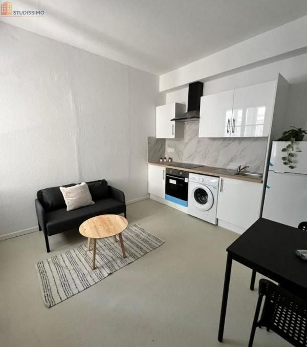 Studio meublé 13m² Strasbourg centre - Calme, lumineux - Photo 1