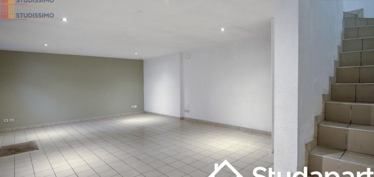 Studio meublé 11m² Strasbourg centre - Calme, lumineux - Photo 3