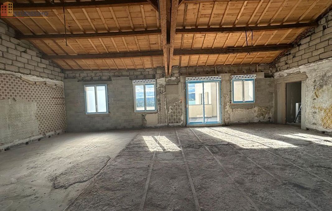 Studio 97m² Montélimar - Surface rare, lumineux - Photo 2