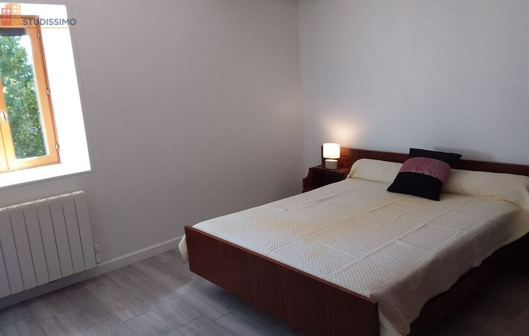 Studio meublé 25m² Ambert - Meublé, 2ème étage - Photo 1