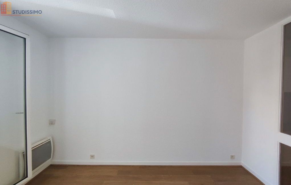 Studio 22m² Clermont-Ferrand - Étage 2/6, DPE C - Photo 10
