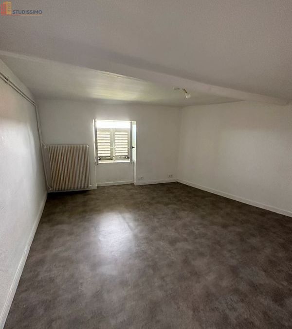 Studio 32m² Clermont-Ferrand - Dernier étage, lumineux - Photo 2