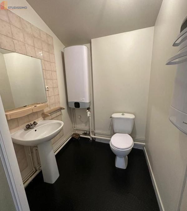 Studio 18m² Riom 63200 - Photo 1