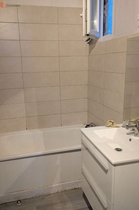 Studio 25m² Clermont-Ferrand 63000 - Semi-meublé, proche Blaise Pascal - Photo 2