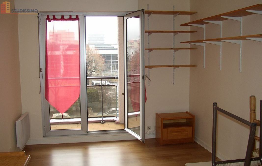 Studio 19m² Clermont-Ferrand - Balcon, lumineux - Photo 2