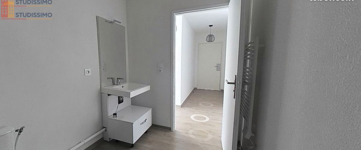 Studio meublé 32m² Clermont-Ferrand - Lumineux, meublé - Photo 1