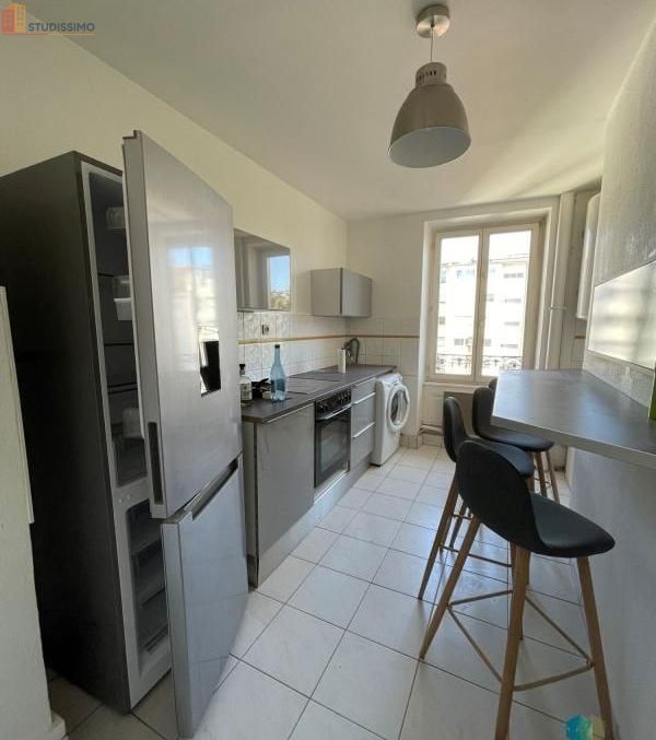 Studio meublé 16m² Strasbourg centre - Calme, 4e étage - Photo 5
