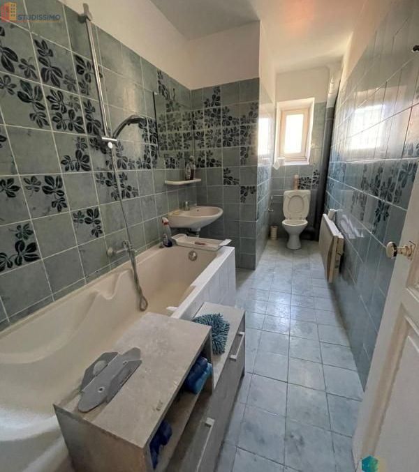 Studio meublé 16m² Strasbourg centre - Calme, 4e étage - Photo 1