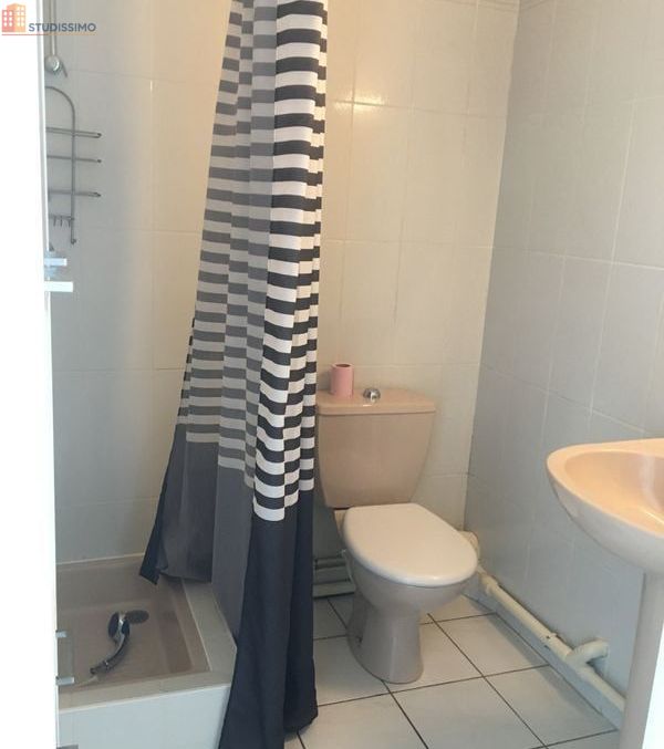 Studio meublé 22m² Strasbourg Neudorf - Meublé, lumineux - Photo 2