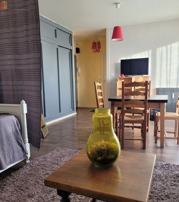 Studio meublé 33m² Riom - Très calme, proche gare - Photo 1