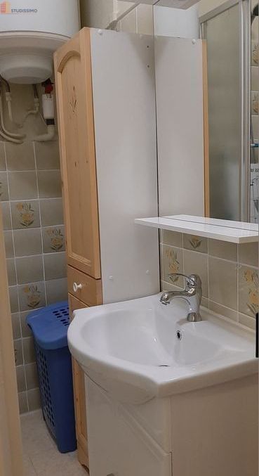 Studio meublé 27m² Royat 63130 - Meublé, cave - Photo 2