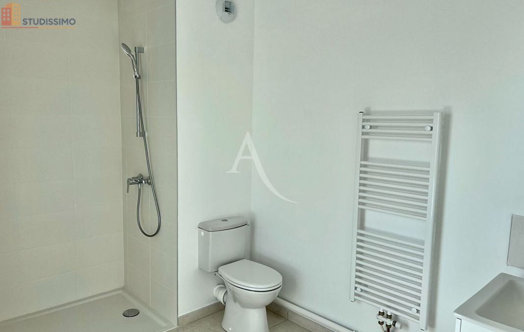 Studio 31m² Clermont-Ferrand 63100 - Photo 2