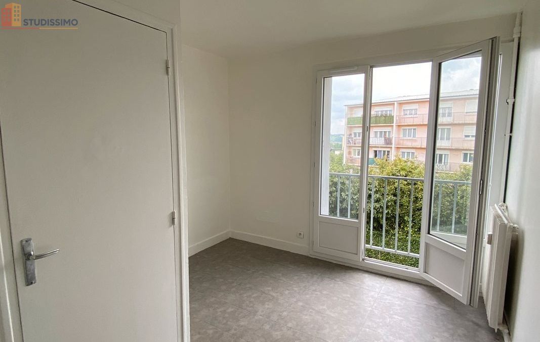 Studio à Évreux