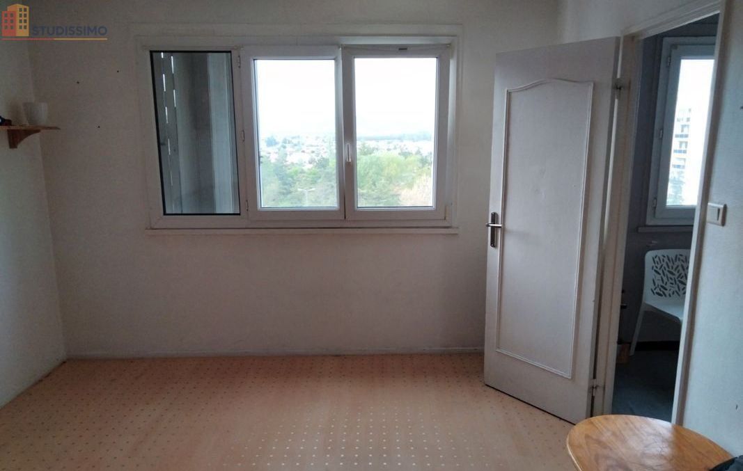 Studio 31m² Clermont-Ferrand 63100 - Étage élevé, DPE B - Photo 2