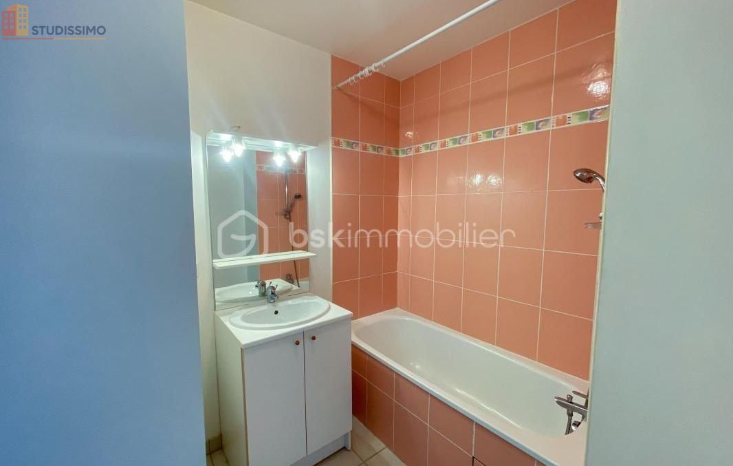 Studio 31m² Chartres - Étage élevé, DPE C - Photo 3