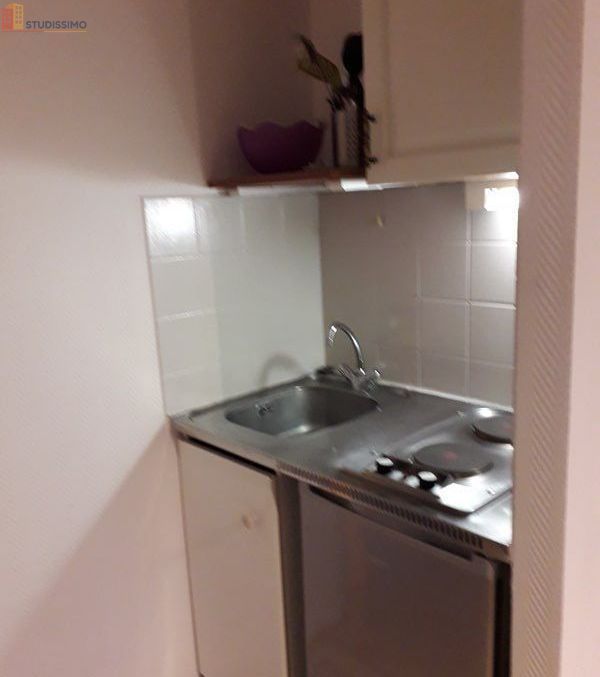 Studio 23m² Strasbourg centre - Lumineux, balcon et parking - Photo 2